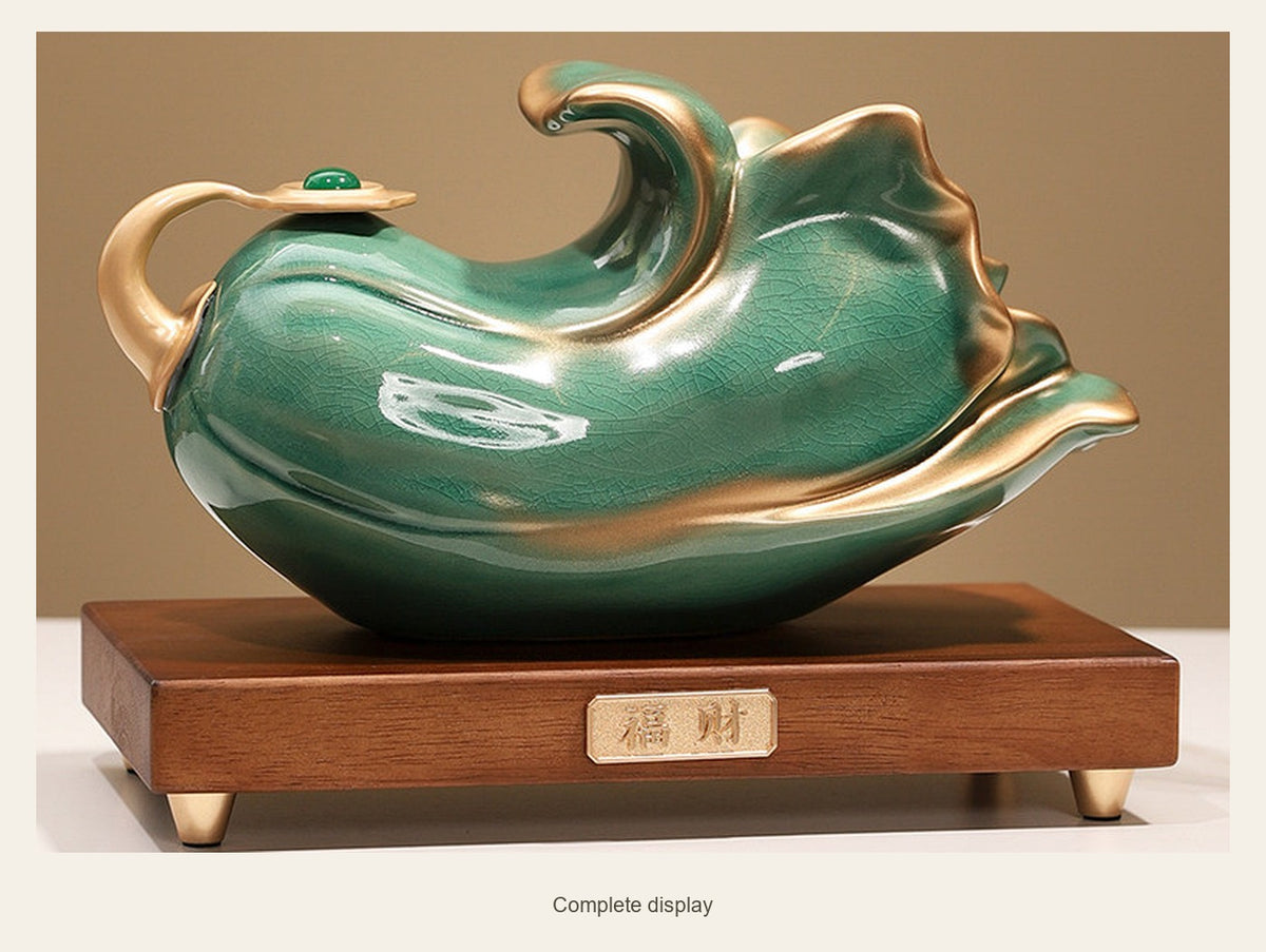Green Ceramic Cabbage Prosperity Ornament — complete display (Complete display)