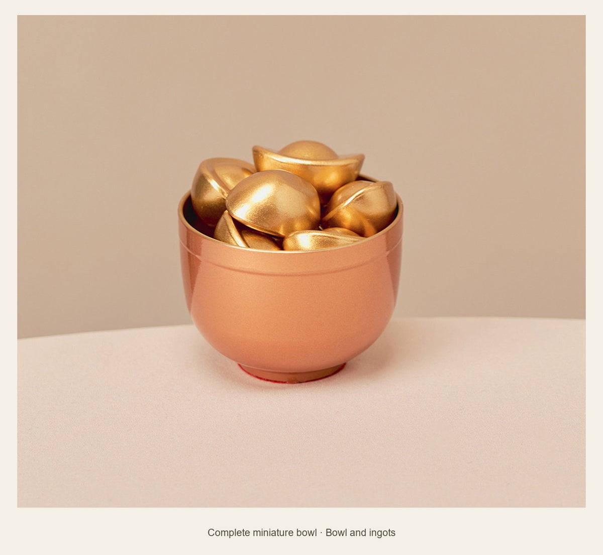 Mini Brass Wealth Bowl with Ingots — 4.7 cm — complete miniature bowl (Bowl and ingots)