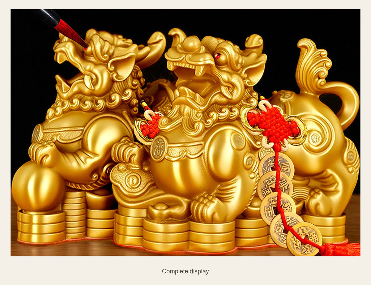 Ornate Brass Pixiu Pair — 8 cm — complete display (Complete display)