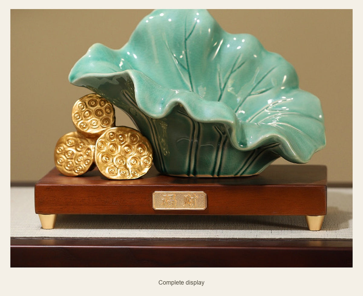 Green Ceramic Lotus Wine Holder — complete display (Complete display)